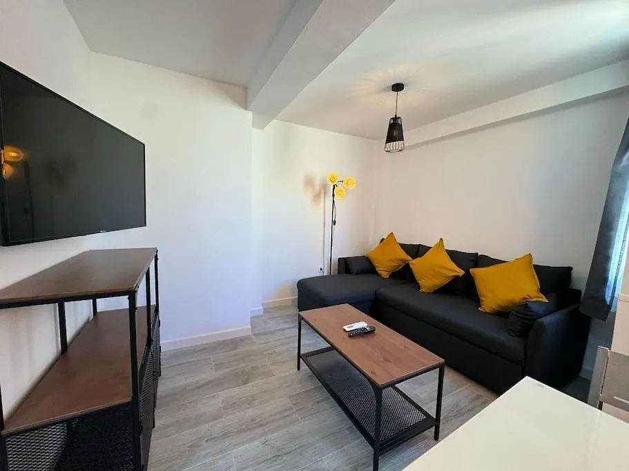 Flat To Enjoy Malaga - 4 People C2 Apartman 0*,  Spanyolország
